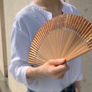 京扇子 燻 pattern moni 短地 #3 箔動シリーズ | 京扇子|金彩 京扇子 燻 pattern moni 短地 #3 箔動シリーズ | 京扇子|金彩