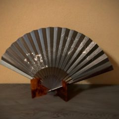 大切な人へのギフトにピッタリ！ちょっと良い扇子